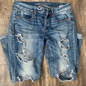 American eagle stretch distressed jeans tom girl